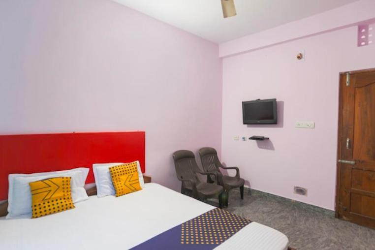 פורי Hotel Alaka מראה חיצוני תמונה